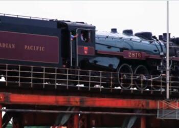 Cpkc of Mexico urges Caution Regarding the Passage of Locomotive Emperatriz 2816