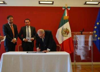 A chamber of commerce is created between Mexico and the European Union to boost investments