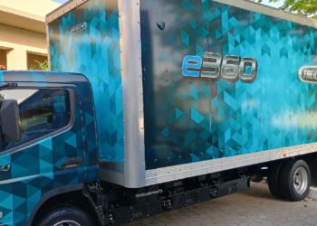 Daimler Truck Defines Market Strategy for Industry Transformation