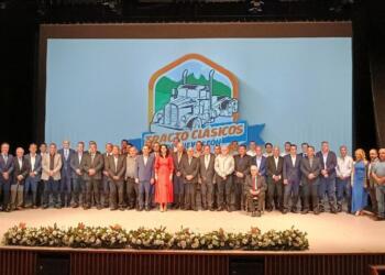 Tracto Clásicos Nuevo León recognizes the career of freight transport in Allende