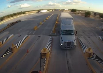 CBP Implements New Measure for Transporters Crossing Through the Colombia, Nuevo León Customs