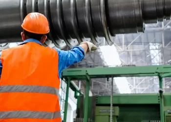 Nearshoring and Geopolitical Tensions Boost Manufacturing in Mexico