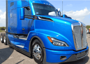 PACCAR Mexico defines human capital strategy in key areas; announces organizational changes