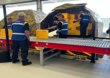 Antonio Arranz Reviews DHL Express Operations at AIFA