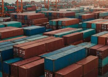 Amid tariff tensions, Mexican exports slip in February