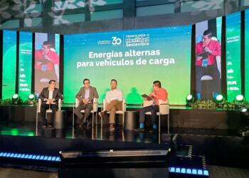 Specialists warn that electromobility is advancing in Mexico with structural barriers.