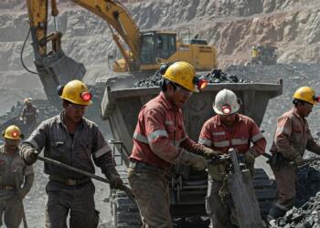 “Plunge” Mexican mining and metallurgical production during February