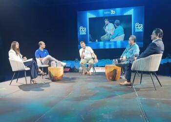 Multimodal, logistics that is assembled in real time