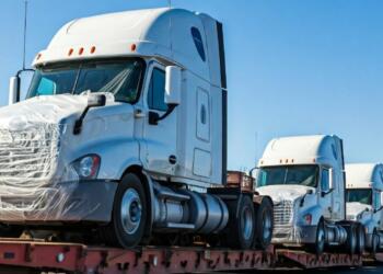 Heavy vehicle industry declines in May; exports rebound
