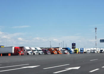 SICT seeks private investment to build rest stops on 17 highway sections.