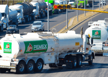 Gasoline shortages caused by inefficient logistics at Pemex
