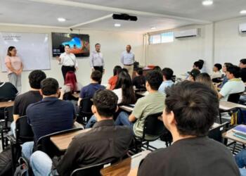 The first generation of the Bachelor’s degree in Freight Transportation begins