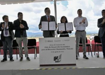 Ebrard announces investments for Wellness Hubs in Tlaxcala and Puebla