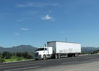 Achievements in trucking inspections moderated in the First Government Report