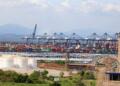 The blockade on the port of Lázaro Cárdenas is lifted.