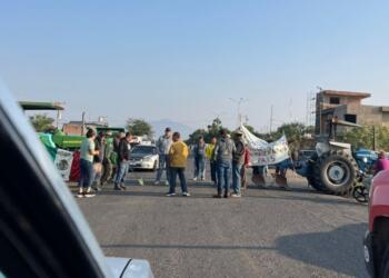 Road blockades continue for the fourth consecutive day