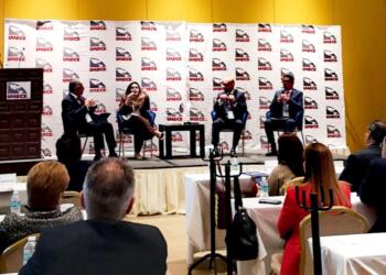 Mexican customs, between total control and paralysis