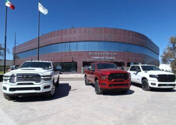 Stellantis resumes production of the RAM 1500 in Saltillo and presents the RAM 1200
