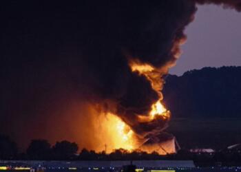 Authorities investigate UPS cargo plane crash in Louisville