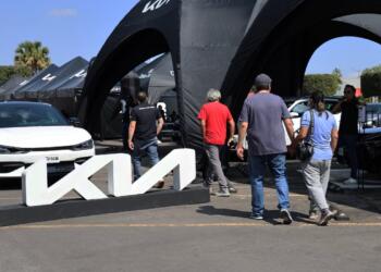 KIA Mexico aims to close 2025 with record sales; reinforces its social commitment