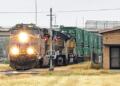 Mexican crews move trains to UP yard in Eagle Pass