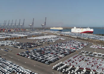 Vehicle traffic through ports “accelerates” in November, but the cumulative total does not recover.