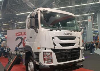 Isuzu “steps on the gas” and celebrates the 15,000th unit assembled in Mexico