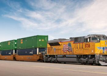 Union Pacific will track its containers in real time with GPS