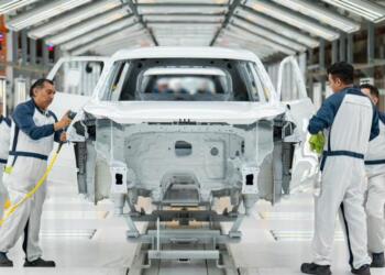Volkswagen de México prepares to manufacture the Golf at its Puebla plant