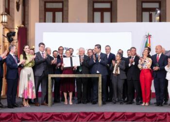 Mexican government announces agreement with steel industry; Ebrard calls for strengthening it