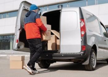Jobs in Mexico’s logistics sector fall in March
