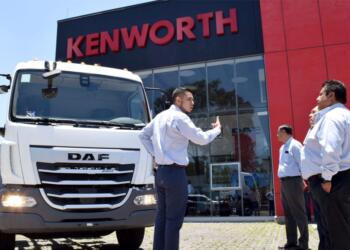 Kenworth DAF Metropolitanos showcases DAF’s commitment to delivery and vocational work