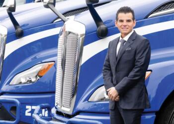 Miguel Flores, public commitment with a business vision