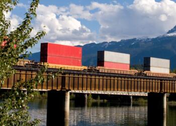 Rail traffic in North America grows in the first 18 weeks of 2026