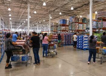 Mexican commercial sector makes its “August” in March