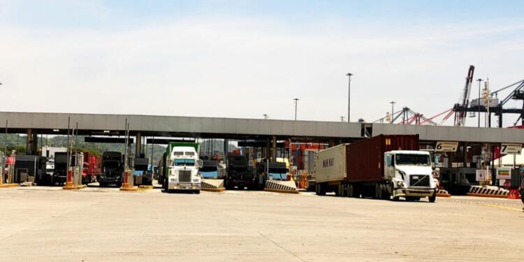 At the limit! Port congestion and road construction are putting pressure on freight transport in Manzanillo