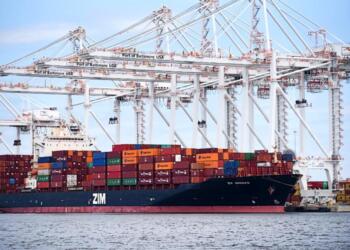 Israel would oppose the ZIM merger due to Chilean capital participation in Hapag-Lloyd