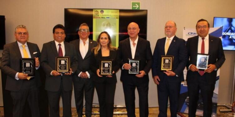 Mictlán Award recognizes logistics careers; Fernando Ramos’ work in intermodal stands out