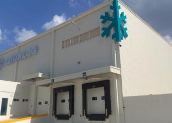Axionlog puts the customer at the center of its operations