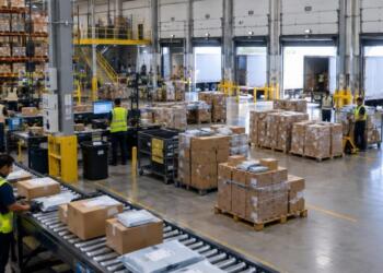 Storage service revenues showed slight growth in July