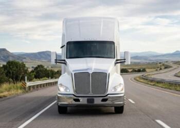The freight transport sector seeks to negotiate tax incentives and concessions with the Treasury.